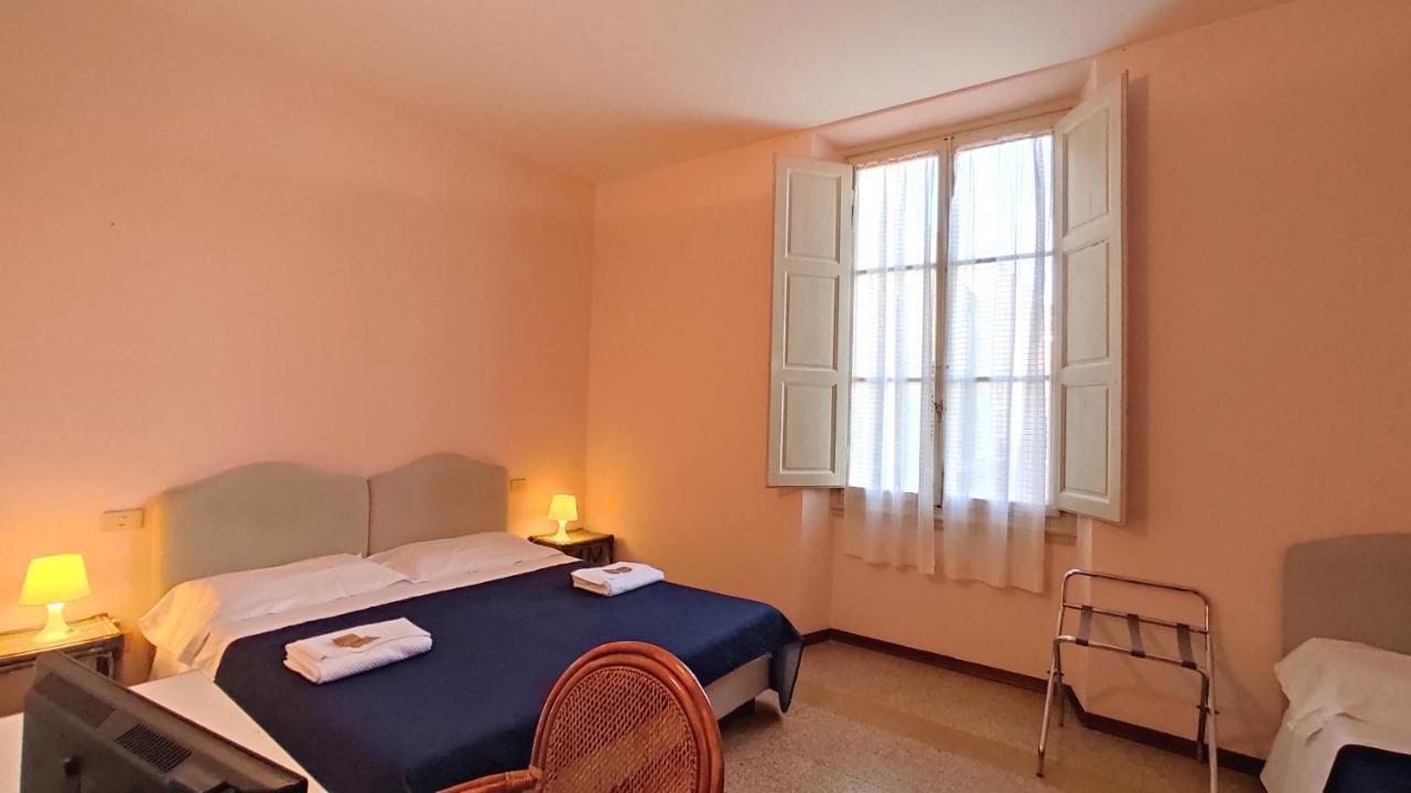 Hotel Rita Major Firenze Ruang foto
